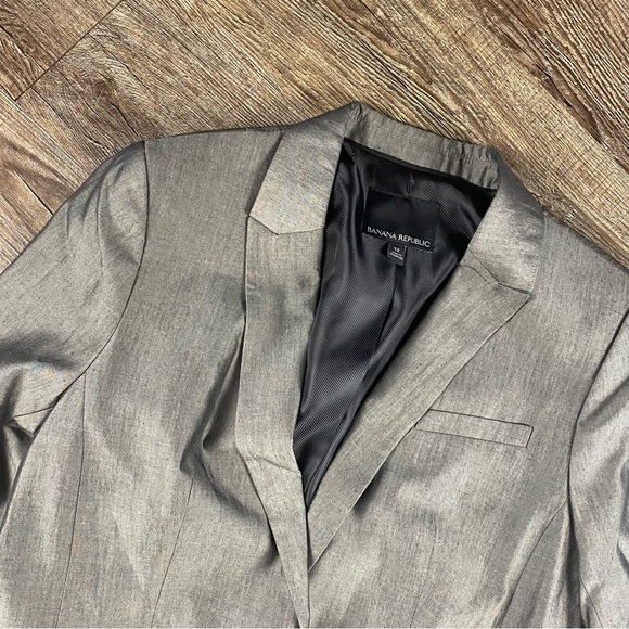 BANANA REPUBLIC Blazer Women Size 12 One Button Rayon Silk Blend Business Casual - Picture 3 of 9